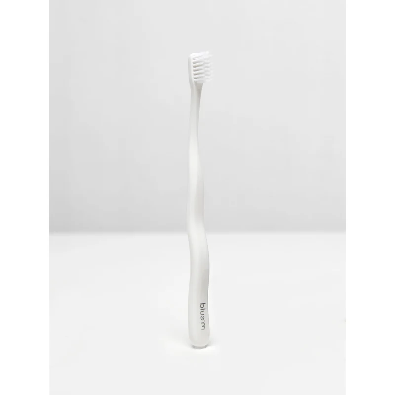 Bluem Toothbrush post surgical